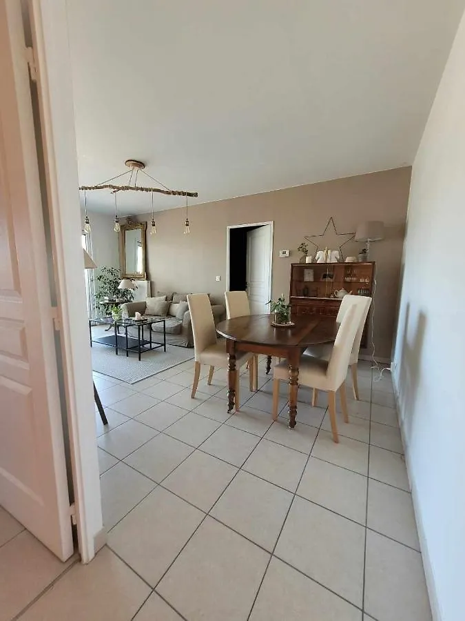 Gerland T2 Standing - Balcon - Parking Prive Souterrain Apartment Lyon 0*,  France